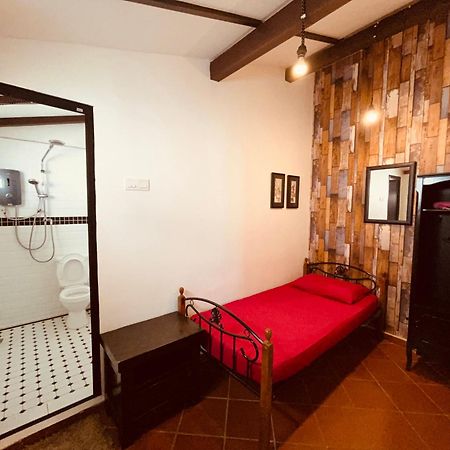 New Great Shanghai Female Hostel George Town Exterior foto